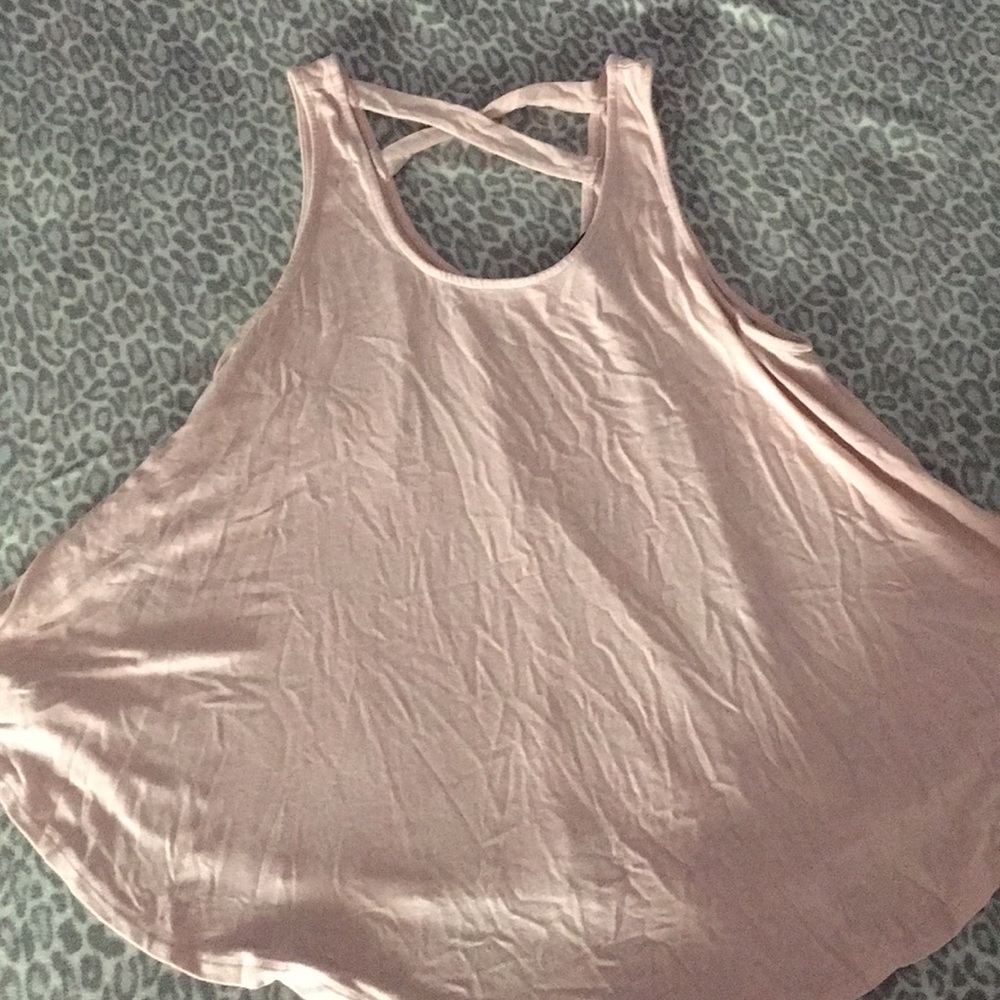 Pink flow tank